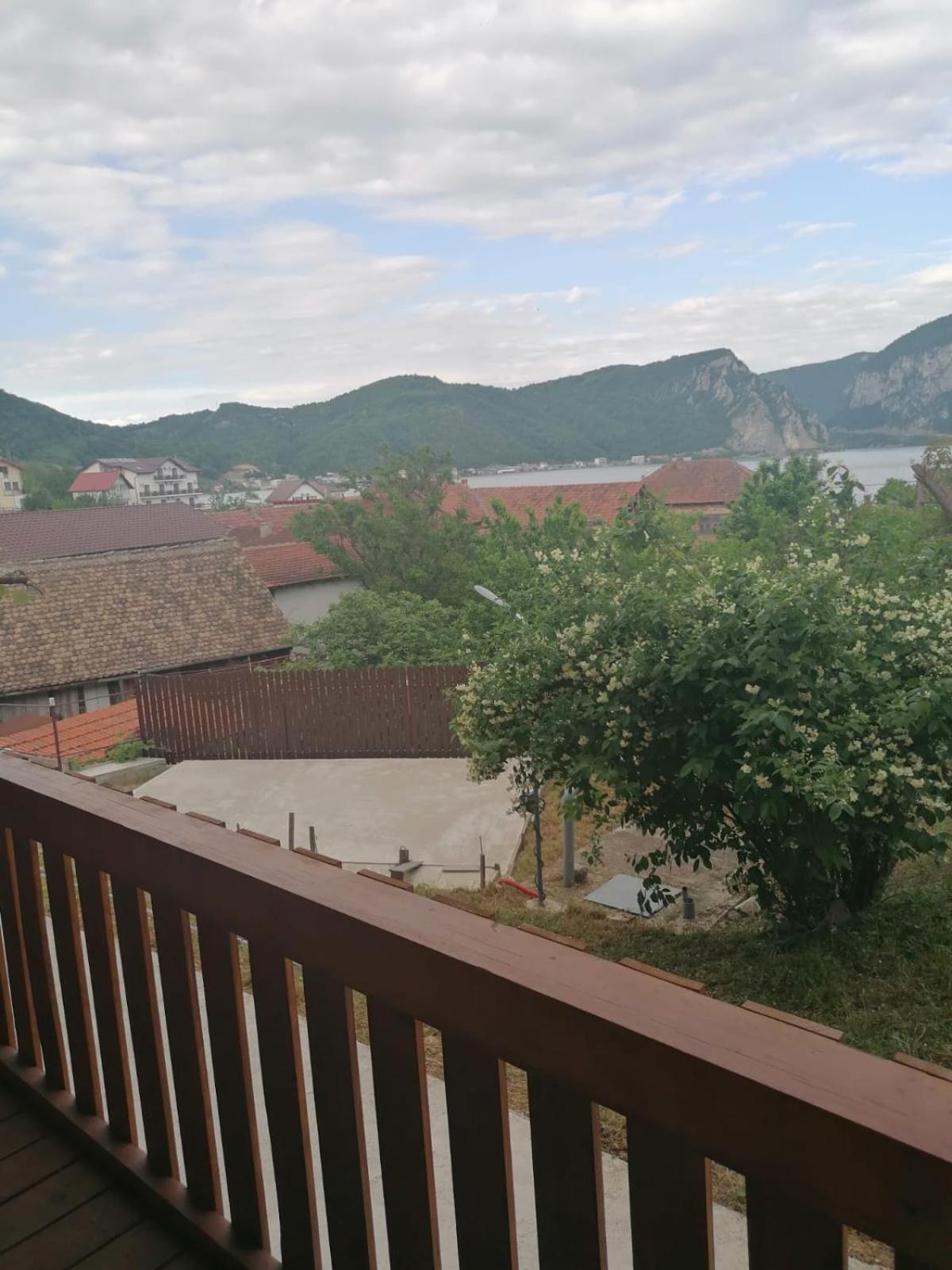 La Casuta Vila Dubova Exterior foto
